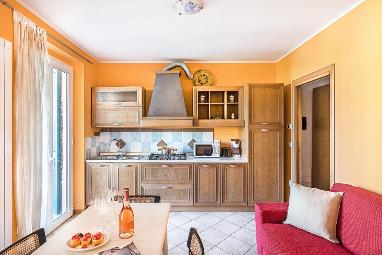 סירמיונה Annamaria 9 Apartment By Wonderful Italy מראה חיצוני תמונה