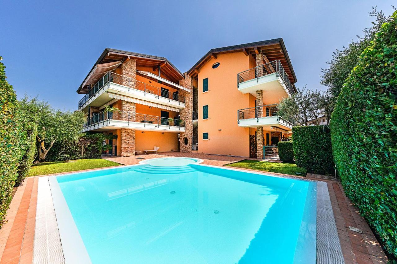 סירמיונה Annamaria 9 Apartment By Wonderful Italy מראה חיצוני תמונה