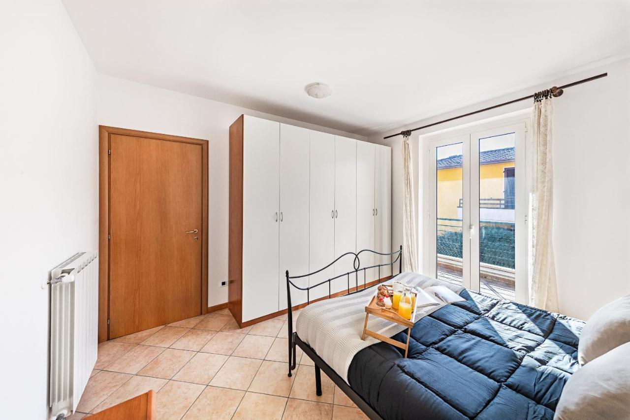 סירמיונה Annamaria 9 Apartment By Wonderful Italy מראה חיצוני תמונה