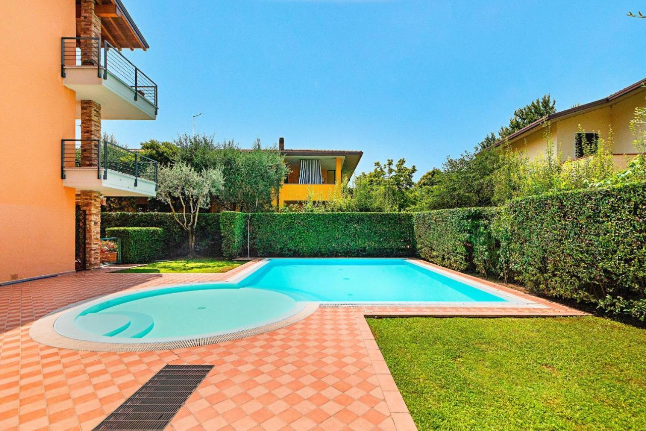 סירמיונה Annamaria 9 Apartment By Wonderful Italy מראה חיצוני תמונה